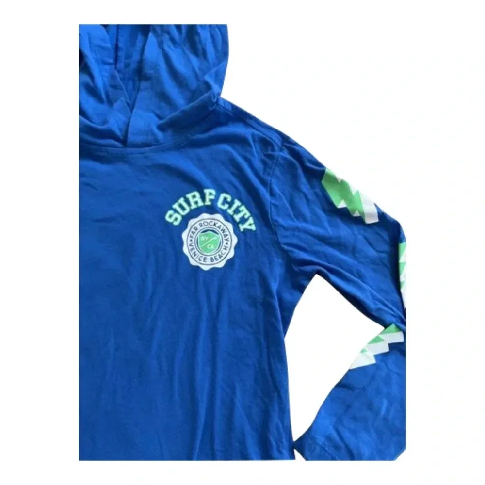 Hooded tee boys size 6
